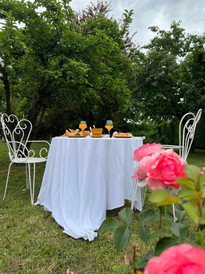 L'Escale Chambres Et Table D'Hotes Verdun-sur-le-Doubs Екстер'єр фото